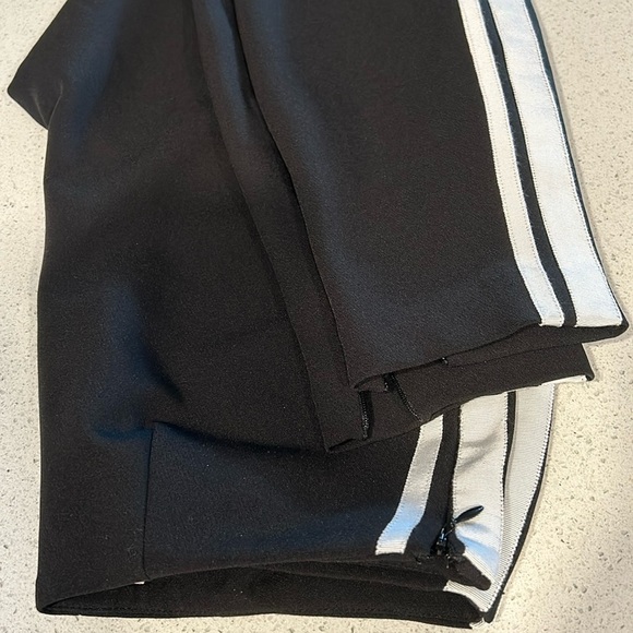 Cinq a Sept Ankle Pants - Picture 9 of 10